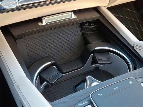 Used 2022 Mercedes-Benz GLS 450 4MATIC image 26