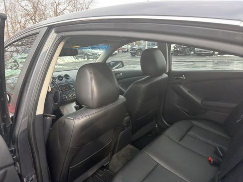 Used 2012 Nissan Altima 3.5 SR w/ Sport Pkg image 10