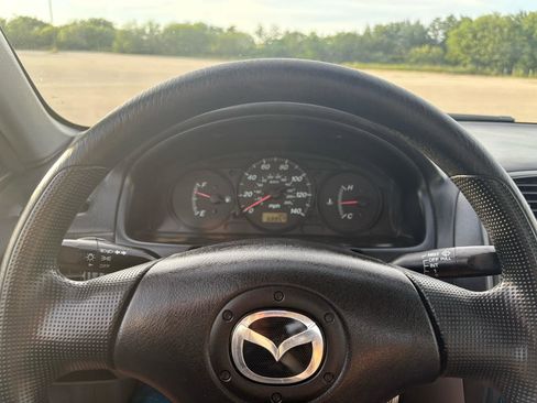 Used 2003 MAZDA Protege FWD image 44