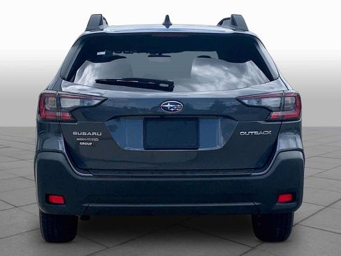 Used 2025 Subaru Outback Premium AWD/4WD image 6