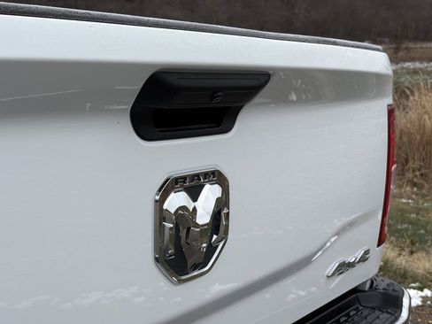 Used 2024 RAM 3500 Big Horn image 14