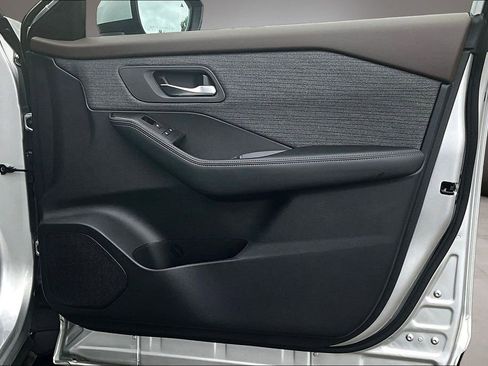 Certified 2023 Nissan Rogue SV AWD/4WD image 27