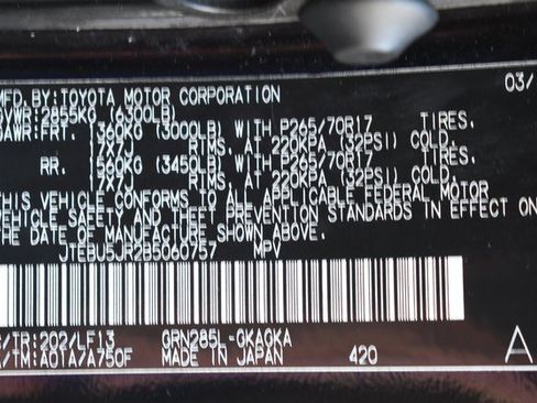 Used 2011 Toyota 4Runner SR5 w/ Premium Pkg w/Leather AWD/4WD image 34