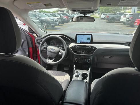 Certified 2022 Ford Escape SE w/ SE Sport Appearance Package FWD image 21