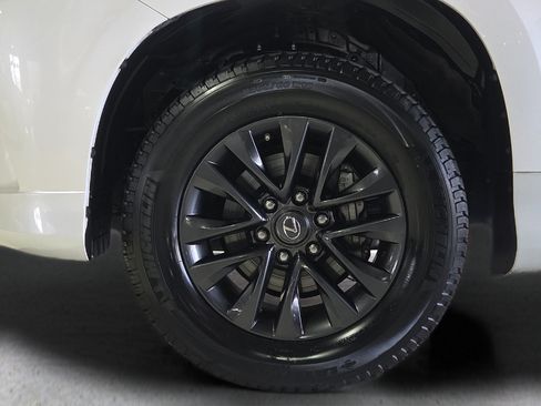 Used 2023 Lexus GX 460 Premium AWD/4WD image 8