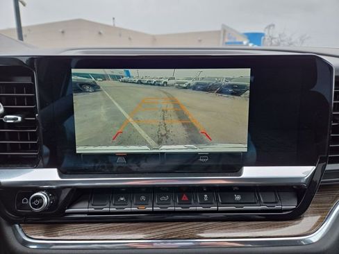 Used 2023 GMC Sierra 1500 Elevation image 29