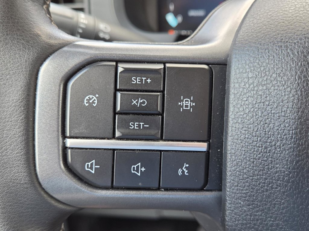Used 2025 Ford F150 XLT w/ Equipment Group 301A Standard AWD/4WD image 18