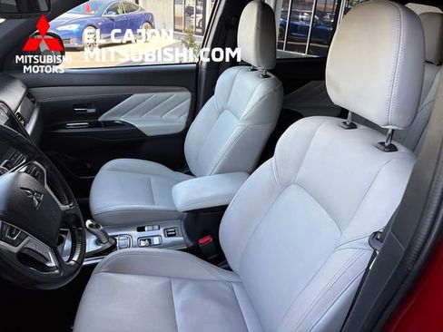 Used 2022 Mitsubishi Outlander SEL image 11