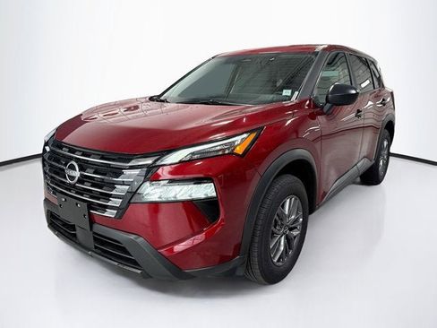 Certified 2025 Nissan Rogue S image 1