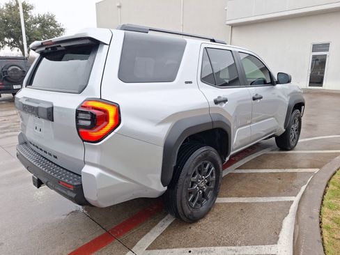 Used 2025 Toyota 4Runner SR5 image 6