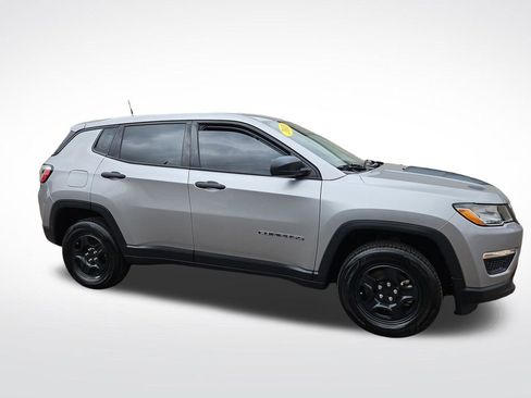 Used 2018 Jeep Compass Sport AWD/4WD image 6