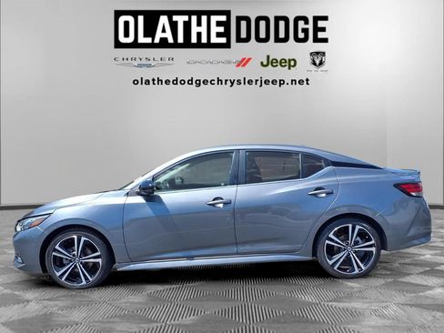 Used 2022 Nissan Sentra SR w/ Electronics Package FWD image 18