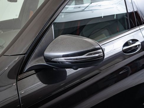 Certified 2022 Mercedes-Benz GLC 43 AMG 4MATIC image 16