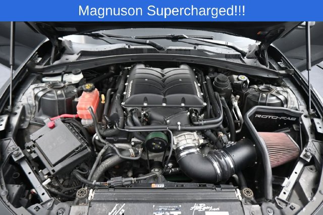 Used 2017 Chevrolet Camaro SS RWD image 27