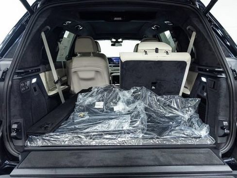 New 2027 BMW X7 xDrive40i w/ M Sport Package AWD/4WD image 15