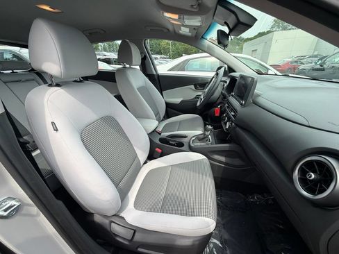 Certified 2023 Hyundai Kona SE AWD/4WD image 9