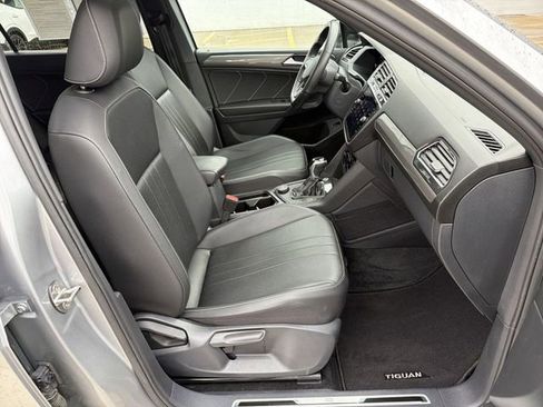 Used 2024 Volkswagen Tiguan SE R-Line image 26