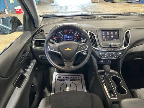 Used 2022 Chevrolet Equinox LT FWD image 26