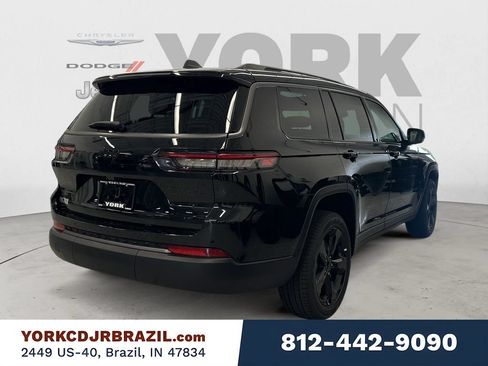 Used 2026 Jeep Grand Cherokee L Limited w/ Limited Altitude Package AWD/4WD image 5