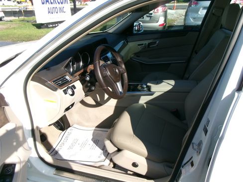Used 2014 Mercedes-Benz E 350 Sedan image 15