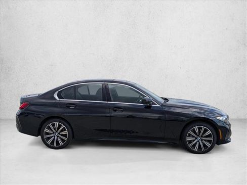 Used 2025 BMW 330i xDrive Sedan image 4