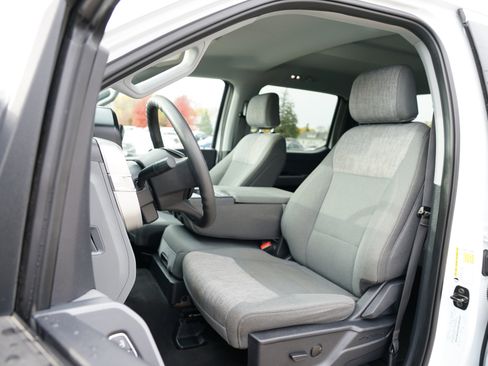 Used 2024 Ford F250 XLT w/ FX4 Off-Road Package image 14