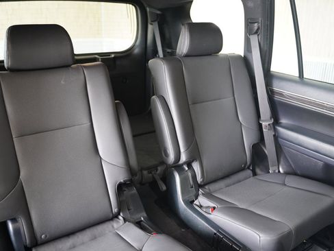 Used 2021 Lexus GX 460 Premium AWD/4WD image 33