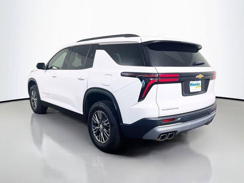 Used 2025 Chevrolet Traverse LT w/ LPO, Floor Liner Package image 7