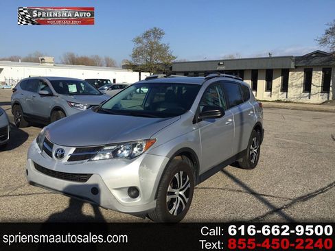 Used 2013 Toyota RAV4 LE image 1