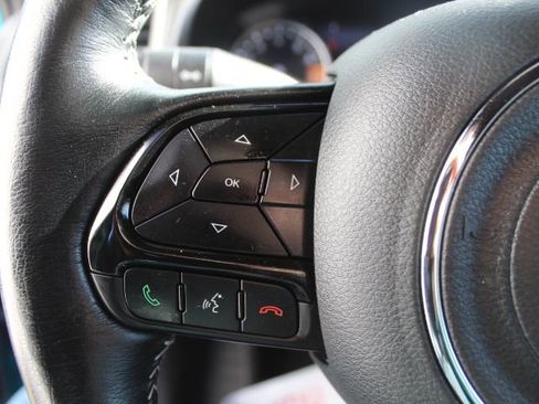 Used 2021 Jeep Renegade Latitude image 17