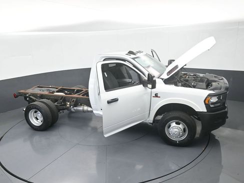 Used 2024 RAM 3500 Tradesman RWD image 60