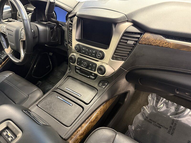 Used 2015 GMC Yukon Denali w/ Premium Package AWD/4WD image 13