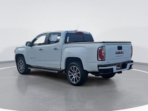 Certified 2022 GMC Canyon Denali image 6