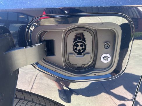 New 2025 Ford F150 Lightning Platinum image 15