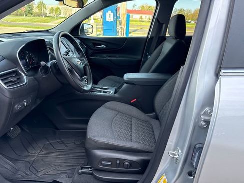 Used 2022 Chevrolet Equinox LT AWD/4WD image 11
