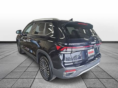 Used 2025 Volkswagen Taos SE FWD image 7