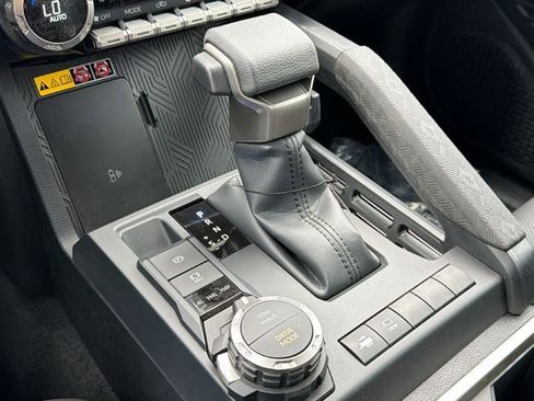 New 2026 Toyota Tacoma Limited AWD/4WD image 28