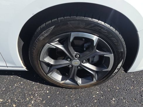 Used 2023 Chevrolet Malibu LT FWD image 10