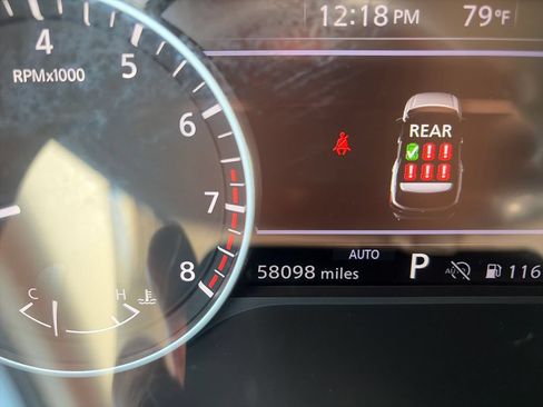Used 2024 Nissan Pathfinder SV AWD/4WD image 23