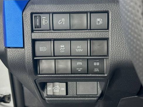 New 2025 Toyota Tacoma TRD Off-Road AWD/4WD image 10
