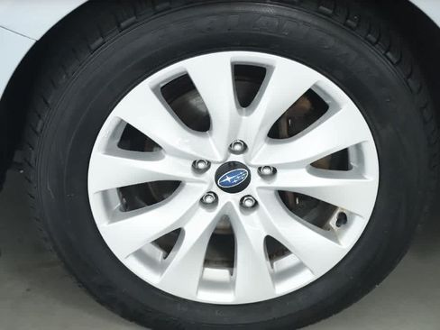 Used 2016 Subaru Legacy 2.5i Premium AWD/4WD image 36