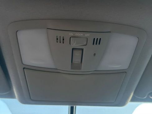 Used 2013 Nissan Rogue SL image 32