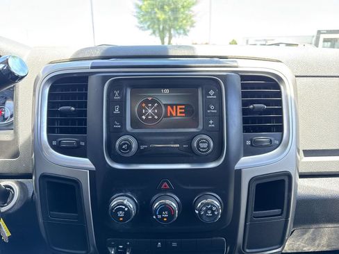 Used 2014 RAM 2500 SLT RWD image 19
