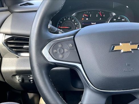Used 2023 Chevrolet Traverse LT AWD/4WD image 11