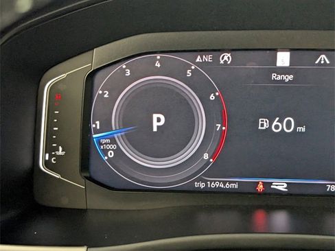 Used 2020 Volkswagen Atlas Cross Sport SEL R-Line image 30