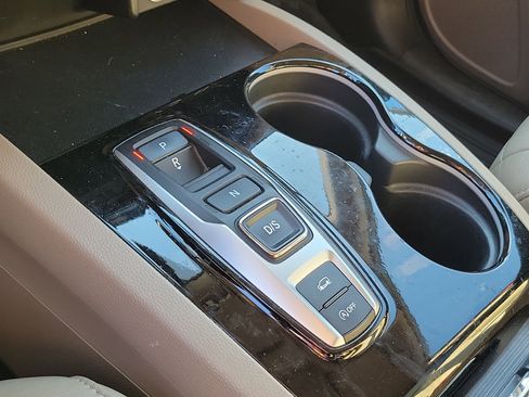 Used 2021 Honda Pilot Touring image 34