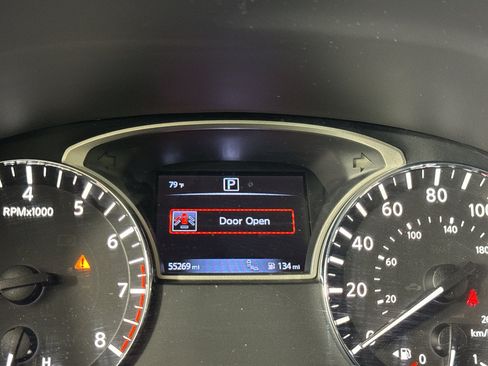 Used 2017 Nissan Pathfinder SL w/ SL Tech Package image 24