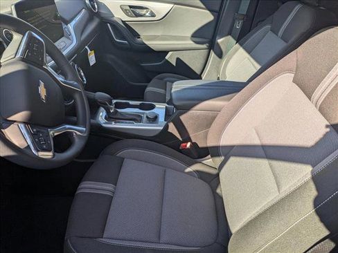 New 2025 Chevrolet Blazer LT w/ Midnight/Sport Edition image 4