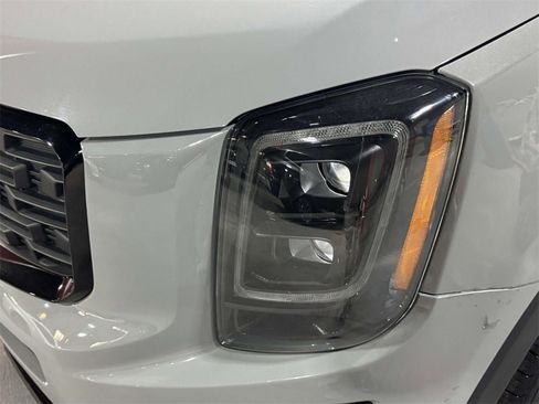 Used 2022 Kia Telluride SX w/ Nightfall Edition Package image 7