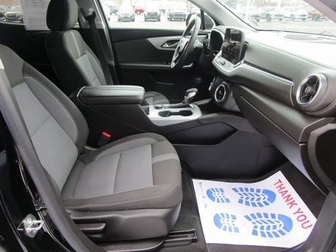 Used 2023 Chevrolet Blazer LT image 25
